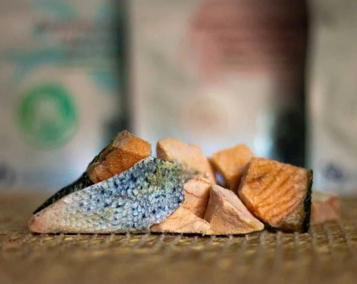 Freezy Paws Freeze Dried Human Grade Salmon Bellies Dog And Cat Treats 100g 4 Freezy Paws Freeze Dried Human Grade Salmon Bellies Dog And Cat Treats 100g - Image 2